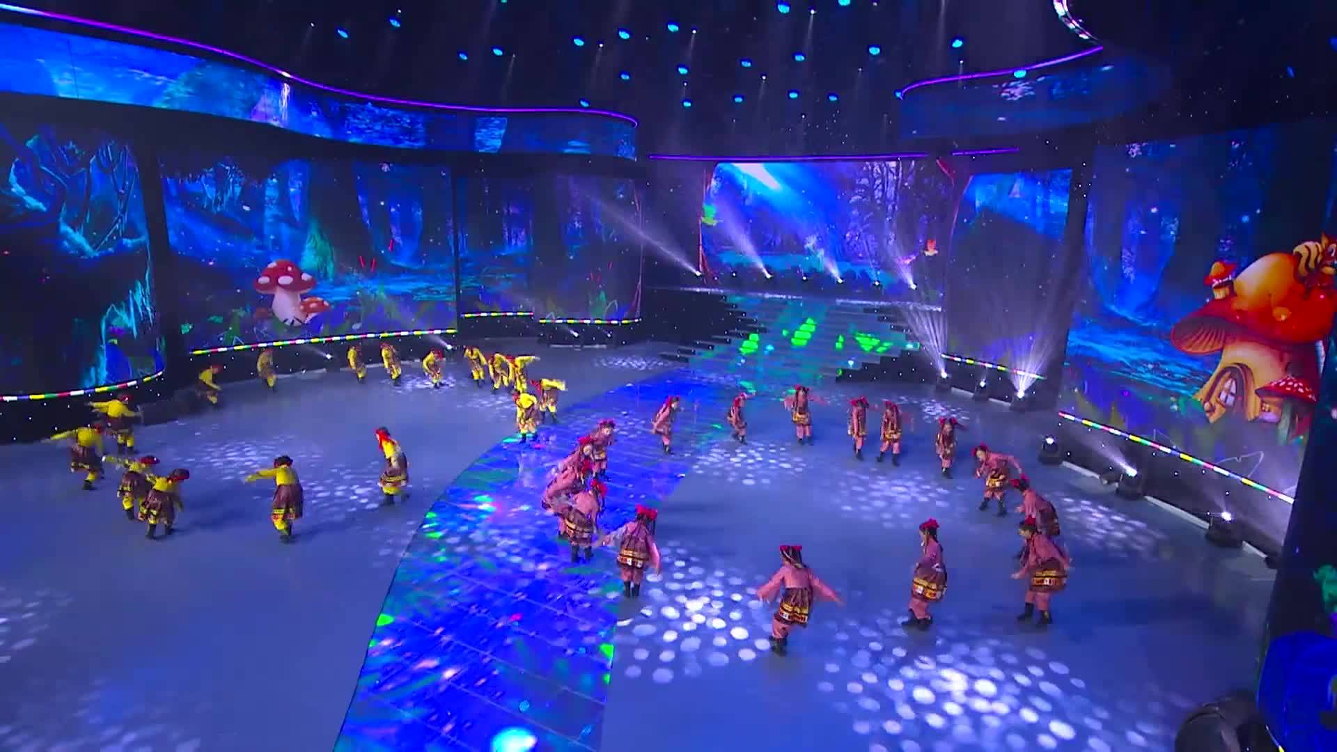 Children's Dance: Dancing Litte Bird